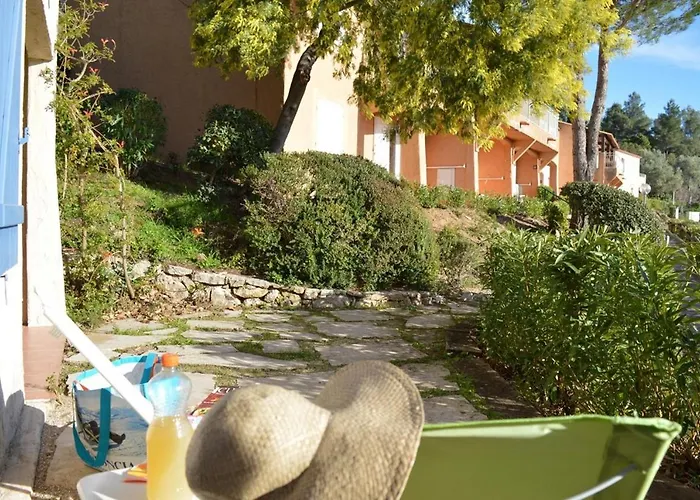 Is110-601 Appt 2 Pieces 5 Couchages Les Issambres Апартаменты *